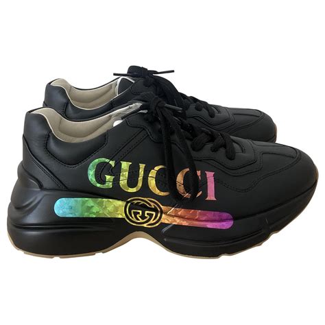 gucci rhyton logo